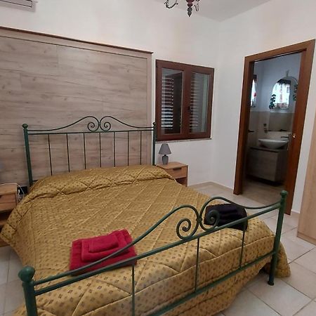 Sa Domu 'E Pisittu Apartment Iglesias Bagian luar foto