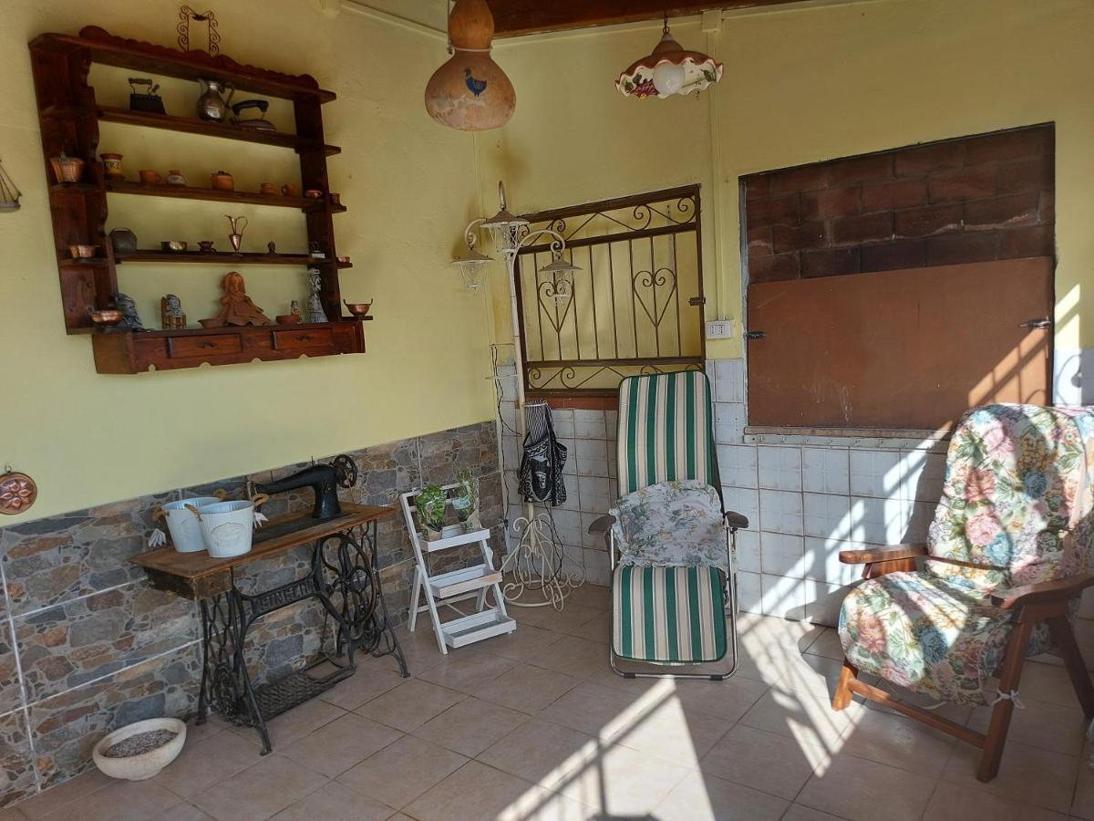 Sa Domu 'E Pisittu Apartment Iglesias Bagian luar foto