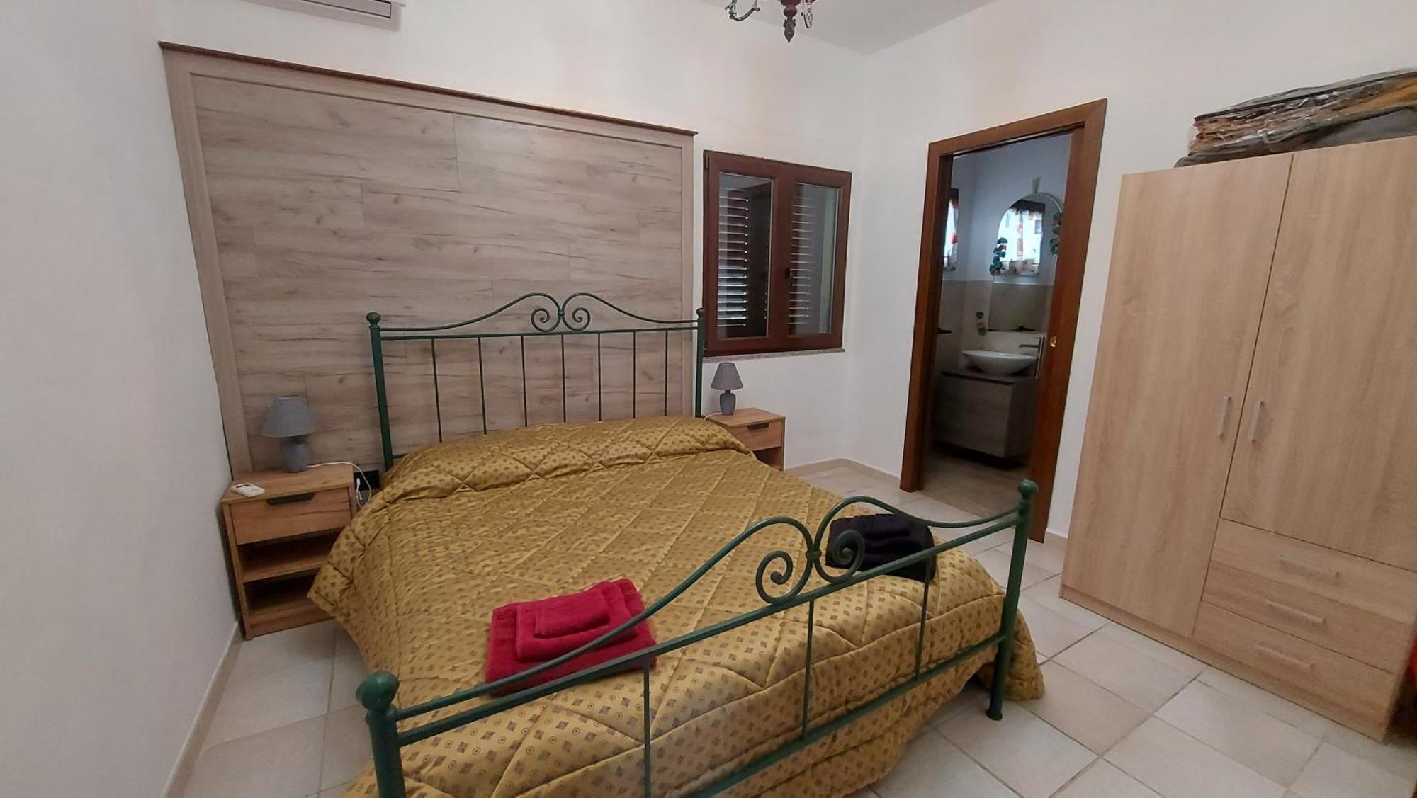 Sa Domu 'E Pisittu Apartment Iglesias Bagian luar foto